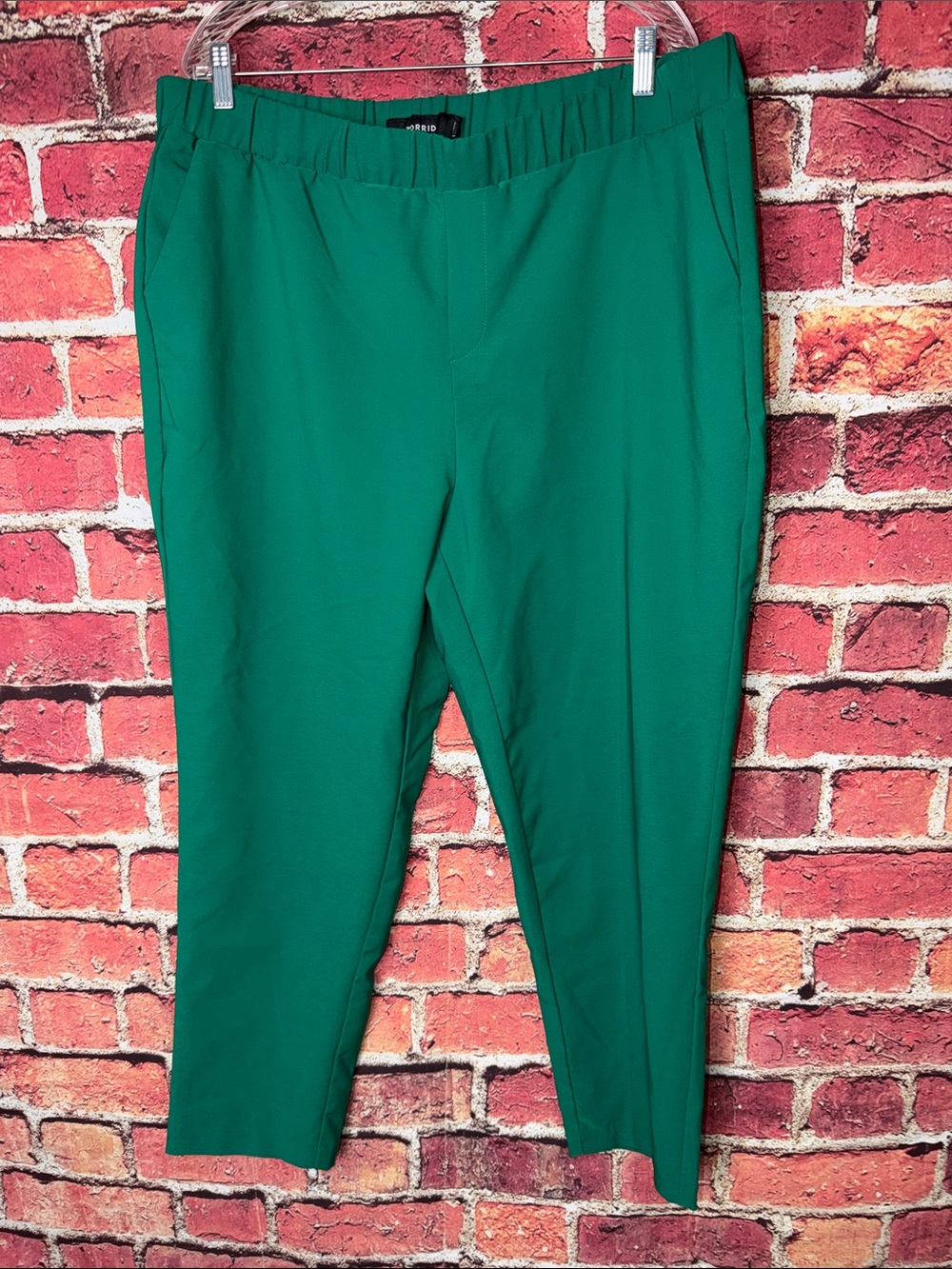 Torrid Emerald Green Pull On Dress Pants Size 3T Women’s Stretch Career Pants